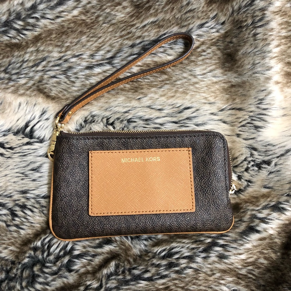 MK Wristlet